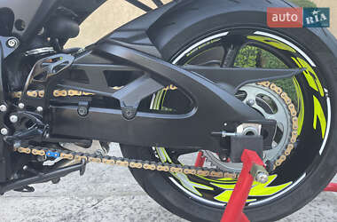 Спортбайк Suzuki GSX-R 750 2019 в 