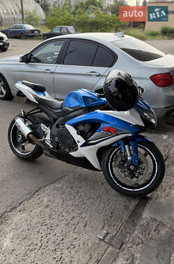 Спортбайк Suzuki GSX-R 750 2009 в 