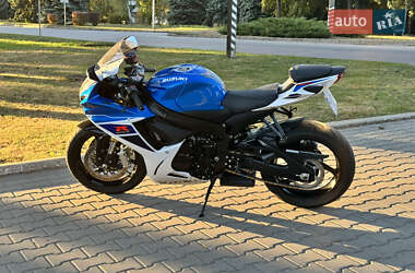Спортбайк Suzuki GSX-R 750 2024 в 