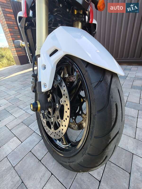 Мотоцикл Без обтекателей (Naked bike) Suzuki GSX-R 750 2017 в Белогородке фото 22 Мотоцикл Без обтекателей (Naked bike) Suzuki GSX-R 750 2017 в Белогородке