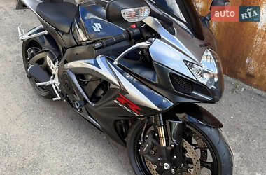 Спортбайк Suzuki GSX-R 750 2007 в 