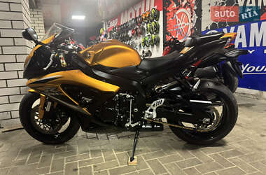 Спортбайк Suzuki GSX-R 750 2009 в 