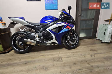 Спортбайк Suzuki GSX-R 750 2007 в 