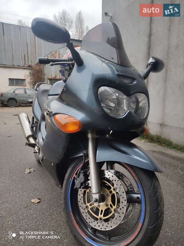 Мотоцикл Спорт-туризм Suzuki GSX-R 750 2000 в Киеве