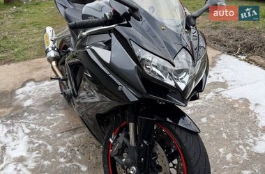 Спортбайк Suzuki GSX-R 750 2010 в Липовце