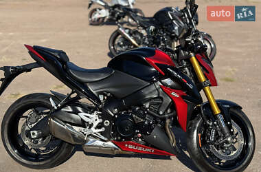Мотоцикл Без обтекателей (Naked bike) Suzuki GSX-S 1000 2016 в Сновске