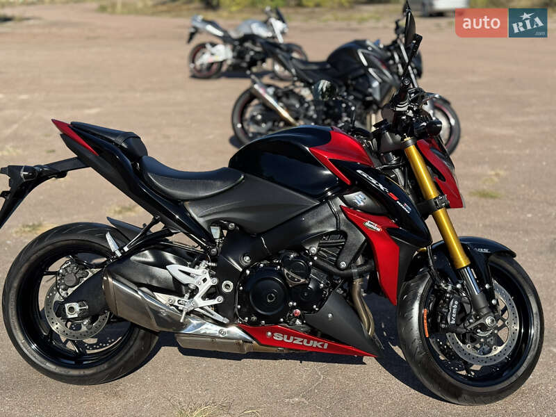 Suzuki GSX-S 1000 2016