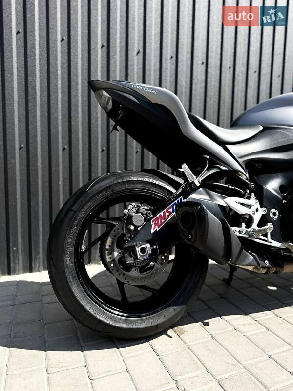 Мотоцикл Без обтекателей (Naked bike) Suzuki GSX-S 1000 2016 в Одессе