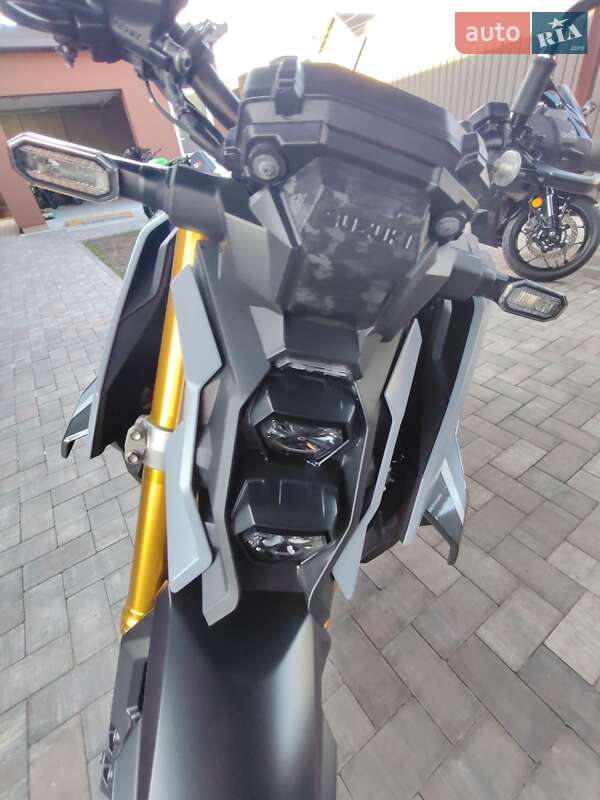 Мотоцикл Без обтекателей (Naked bike) Suzuki GSX-S 1000 2022 в Белогородке