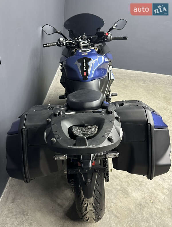 Мотоцикл Круизер Suzuki GSX-S 1000GT 2024 в Нежине фото 9 Мотоцикл Круизер Suzuki GSX-S 1000GT 2024 в Нежине