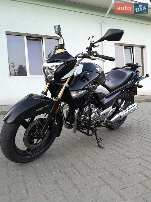 Мотоцикл Туризм Suzuki GW 250 2014 в Могилів-Подільському