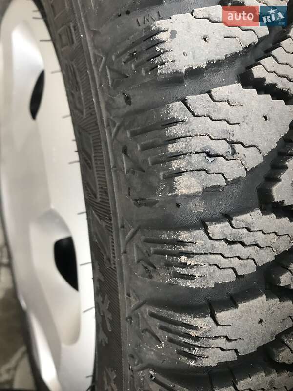 Хэтчбек Suzuki Ignis 2005 в Радехове