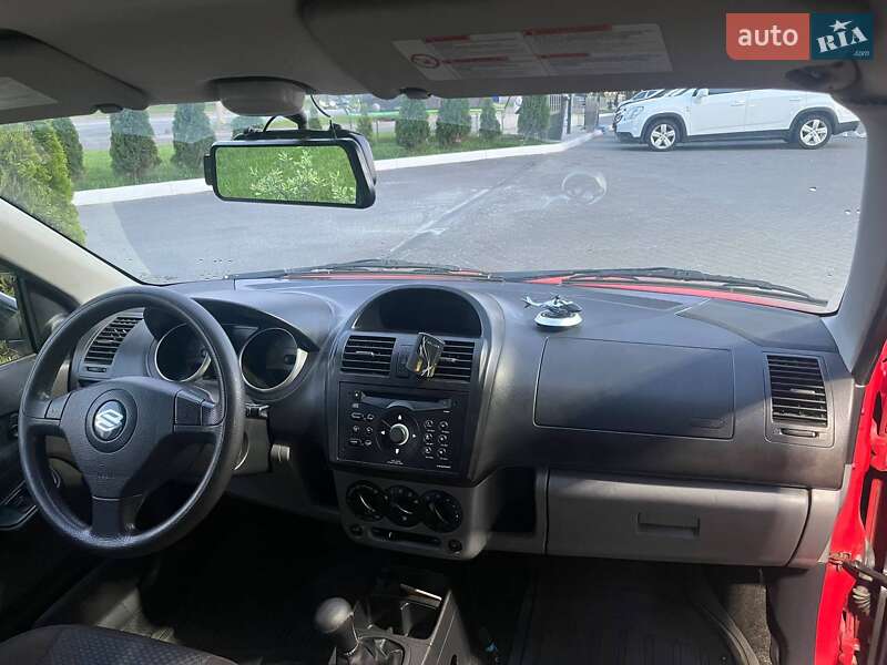 Хетчбек Suzuki Ignis 2006 в Харкові