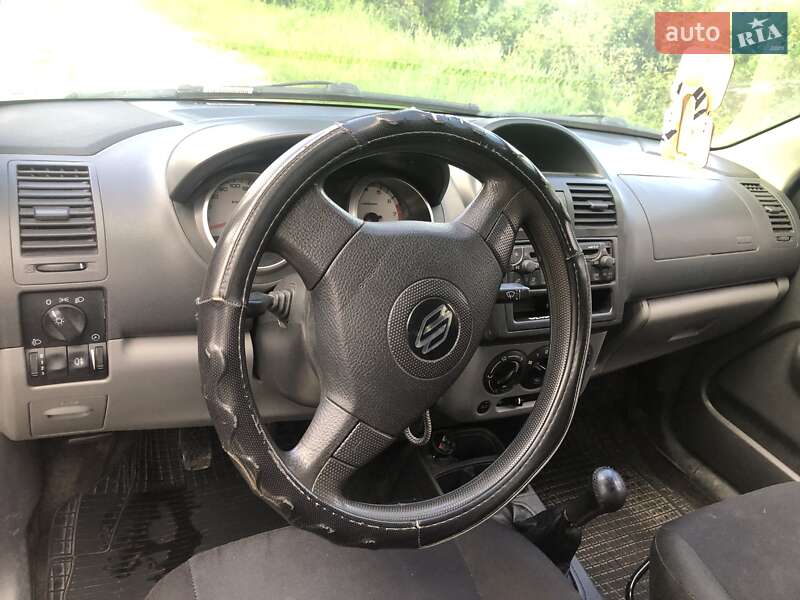 Универсал Suzuki Ignis 2005 в Городенке