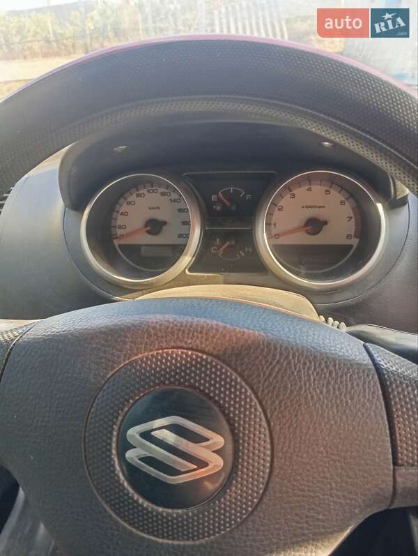 Универсал Suzuki Ignis 2006 в Овидиополе фото 2 Универсал Suzuki Ignis 2006 в Овидиополе