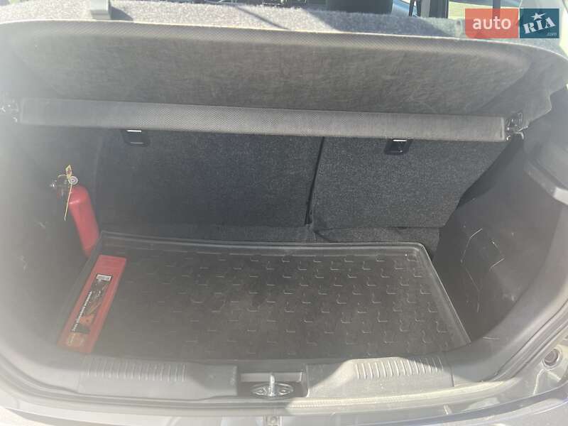 Внедорожник / Кроссовер Suzuki Ignis 2020 в Кременчуге фото 5 Внедорожник / Кроссовер Suzuki Ignis 2020 в Кременчуге
