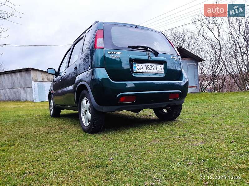 Хэтчбек Suzuki Ignis 2004 в Драбове
