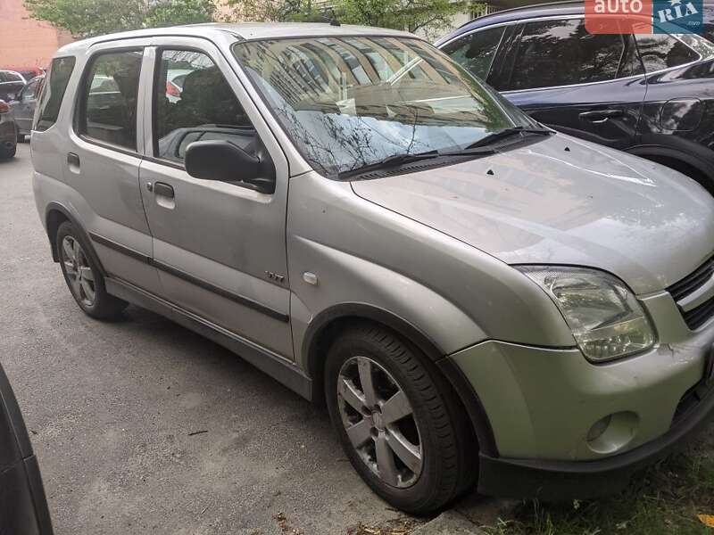 Хэтчбек Suzuki Ignis 2005 в Киеве