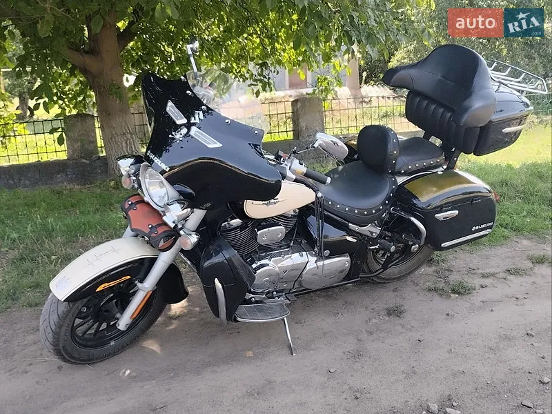 Suzuki Intruder 400 Classic 2014