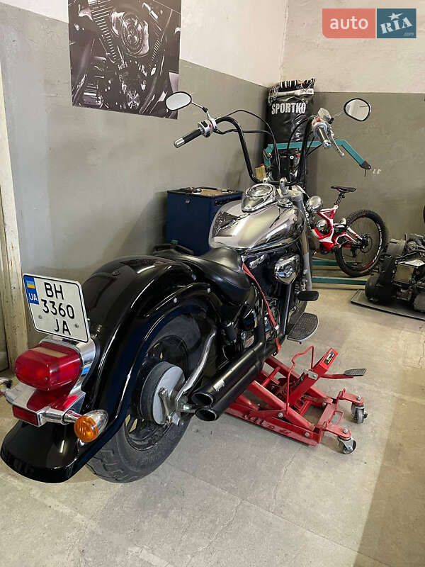 Мотоцикл Круізер Suzuki Intruder 400 2009 в Кривому Розі