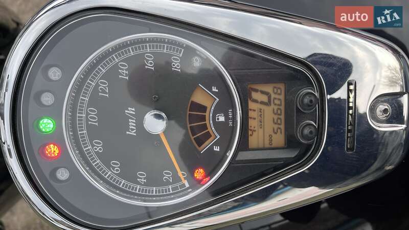 Мотоцикл Круізер Suzuki Intruder 400 2012 в Баришівка