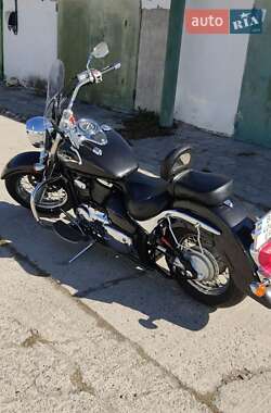 Мотоцикл Классик Suzuki Intruder 400 2005 в 