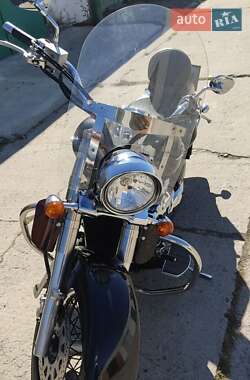 Мотоцикл Классик Suzuki Intruder 400 2005 в 