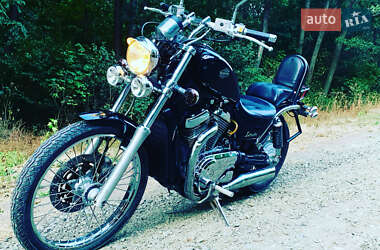 Мотоцикл Круізер Suzuki Intruder 400 2002 в Первомайську