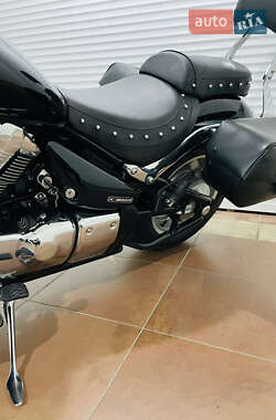 Мотоцикл Круізер Suzuki Intruder M 1800R 2010 в 
