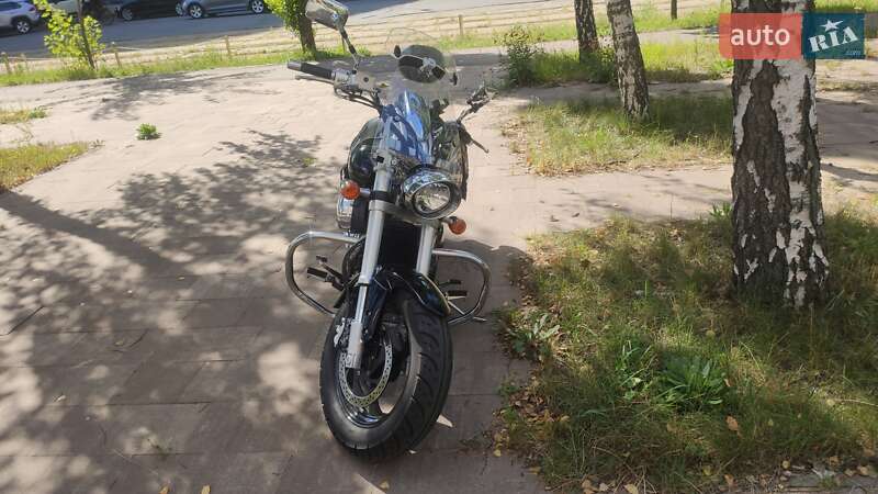 Мотоцикл Круизер Suzuki Intruder M800 2006 в Вишневом фото 4 Мотоцикл Круизер Suzuki Intruder M800 2006 в Вишневом