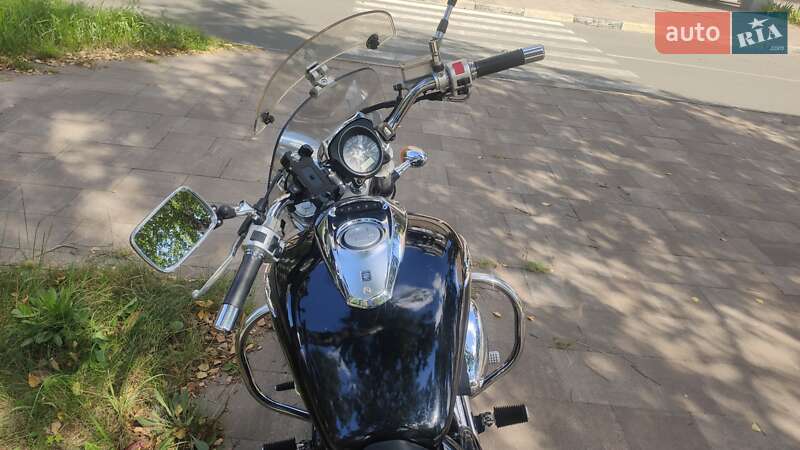 Мотоцикл Круизер Suzuki Intruder M800 2006 в Вишневом фото 5 Мотоцикл Круизер Suzuki Intruder M800 2006 в Вишневом