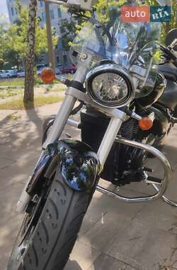 Мотоцикл Круизер Suzuki Intruder M800 2006 в 