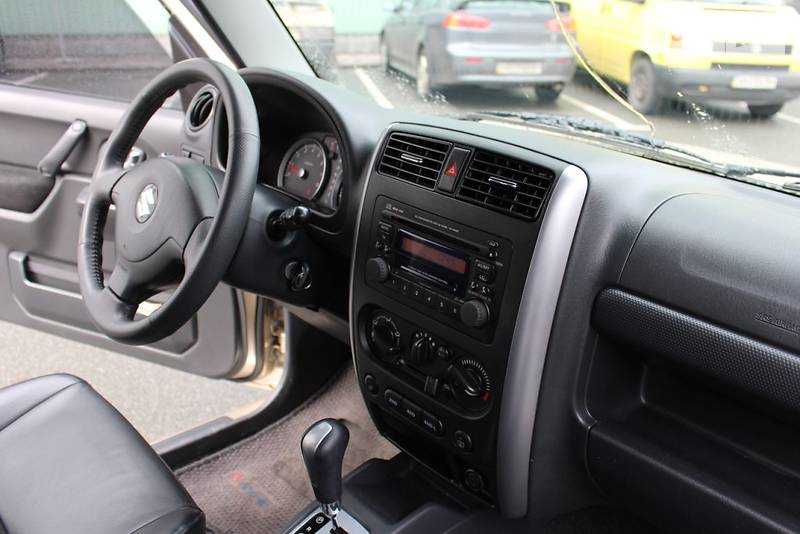 Внедорожник / Кроссовер Suzuki Jimny 2010 в Киеве фото 34 Внедорожник / Кроссовер Suzuki Jimny 2010 в Киеве