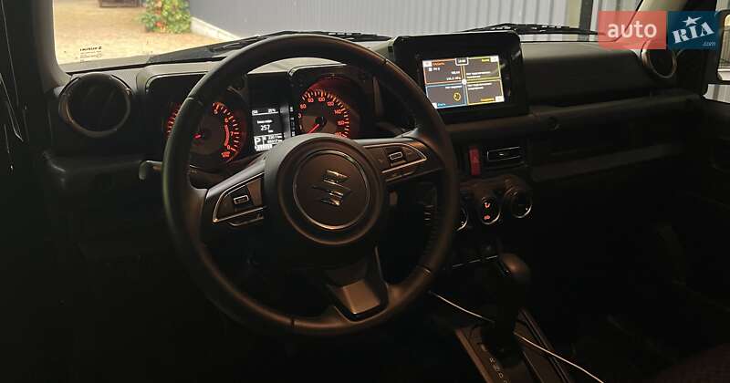 Внедорожник / Кроссовер Suzuki Jimny 2019 в Киеве