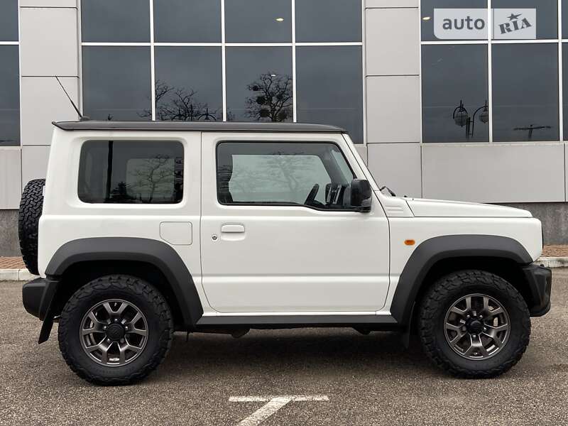 AUTO.RIA – Продам Cузуки Джимни 2021 (KA4324EP) бензин 1.5 внедорожник / кроссовер бу в Белой Церкви, цена 25500 $ AUTO.RIA – Продам Cузуки Джимни 2021 (KA4324EP) бензин 1.5 внедорожник / кроссовер бу в Белой Церкви, цена 25500 $