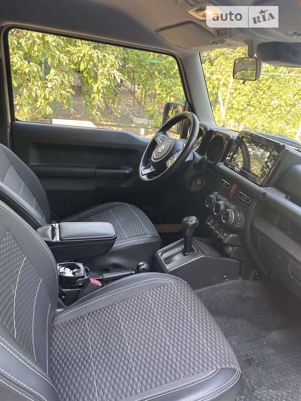 Внедорожник / Кроссовер Suzuki Jimny 2019 в Ирпене фото 13 Внедорожник / Кроссовер Suzuki Jimny 2019 в Ирпене