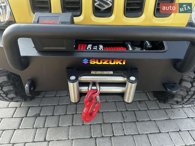 Внедорожник / Кроссовер Suzuki Jimny 2000 в Снятине