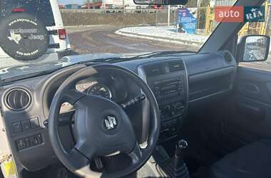 Внедорожник / Кроссовер Suzuki Jimny 2013 в 