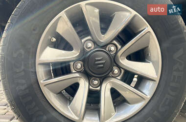Внедорожник / Кроссовер Suzuki Jimny 2006 в 