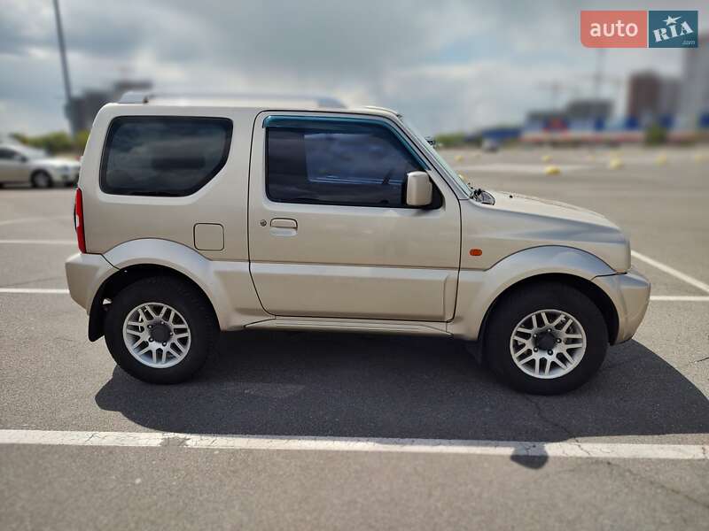 Позашляховик / Кросовер Suzuki Jimny 2007 в Києві