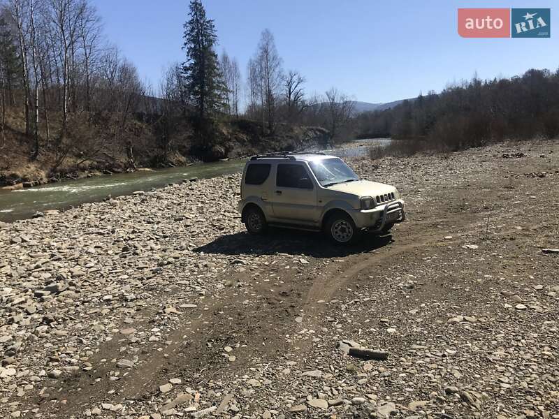 Внедорожник / Кроссовер Suzuki Jimny 2000 в 