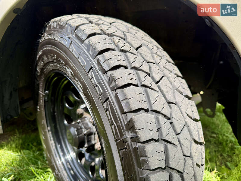 Внедорожник / Кроссовер Suzuki Jimny 2008 в Киеве