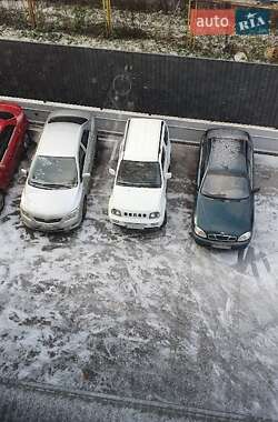 Внедорожник / Кроссовер Suzuki Jimny 2010 в 