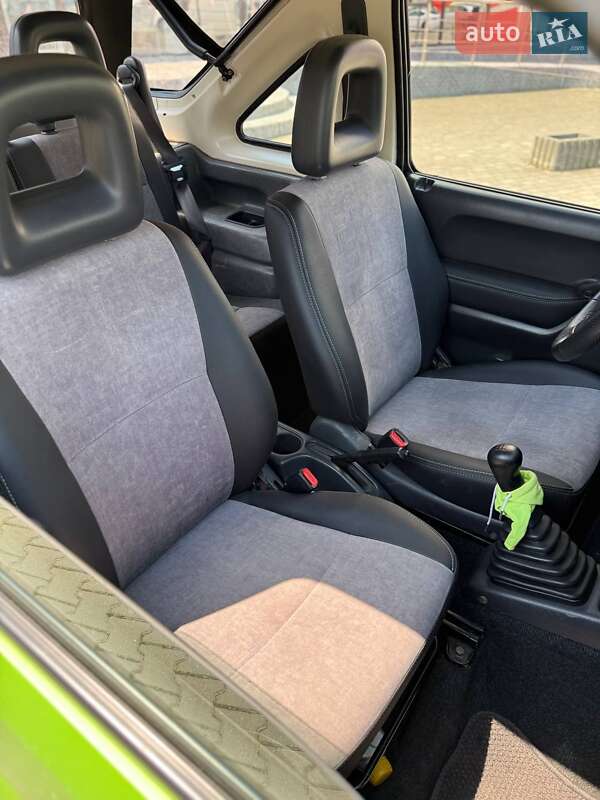 Внедорожник / Кроссовер Suzuki Jimny 2006 в Черновцах