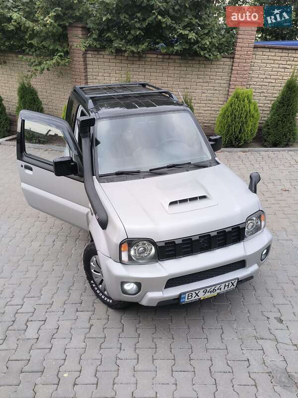 Внедорожник / Кроссовер Suzuki Jimny 2017 в Хмельницком