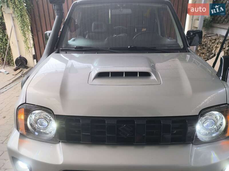 Внедорожник / Кроссовер Suzuki Jimny 2017 в Хмельницком