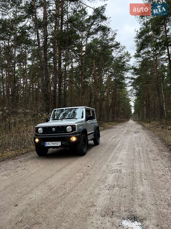Внедорожник / Кроссовер Suzuki Jimny 2022 в Киеве