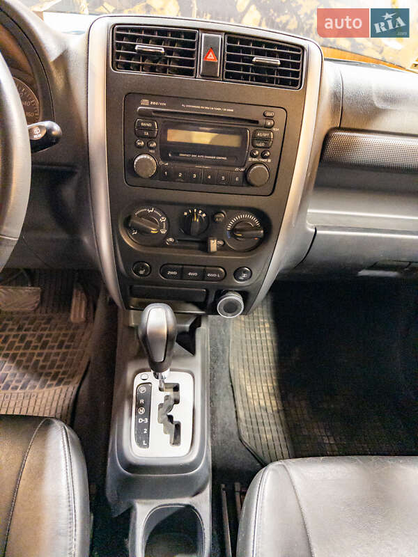Внедорожник / Кроссовер Suzuki Jimny 2009 в Киеве фото 6 Внедорожник / Кроссовер Suzuki Jimny 2009 в Киеве