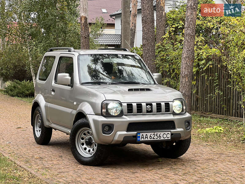 Внедорожник / Кроссовер Suzuki Jimny 2015 в Киеве фото 2 Внедорожник / Кроссовер Suzuki Jimny 2015 в Киеве