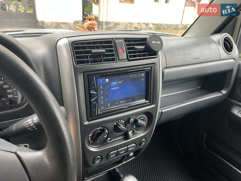 Внедорожник / Кроссовер Suzuki Jimny 2015 в Киеве фото 51 Внедорожник / Кроссовер Suzuki Jimny 2015 в Киеве